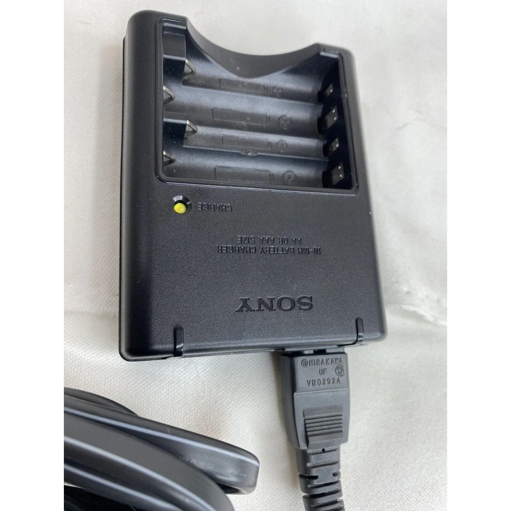 Sony BC CS2A AA AAA‎ NiMH Battery Charger Genuine OEM Electronics